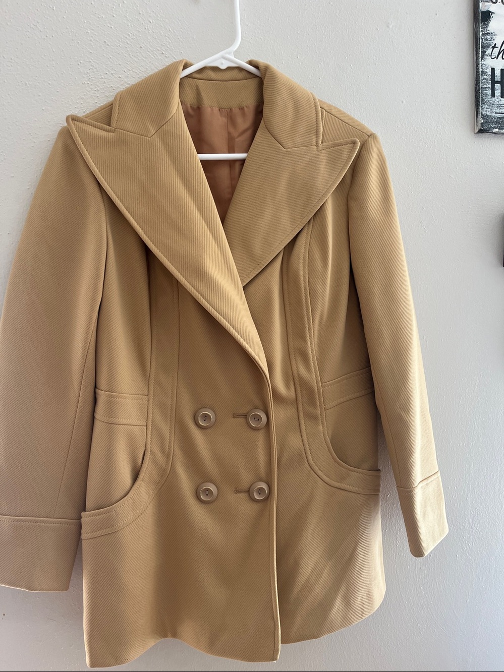 1960’s Mary Jane Classic Women's Tan Double-Breasted Coat - Picture 9 of 9